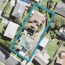 2/25 Mizpah Road, Waiake, Auckland