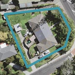 2/70 Kaurilands Road, Titirangi, Auckland