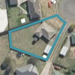 13 Holland Crescent, Bulls