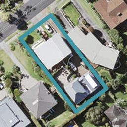 1/10 Copperfield Terrace, Mellons Bay, Auckland