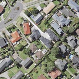 8A Dalwhinnie Parade, Highland Park, Auckland