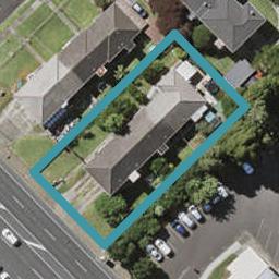 2/15 Taharoto Road, Takapuna, Auckland