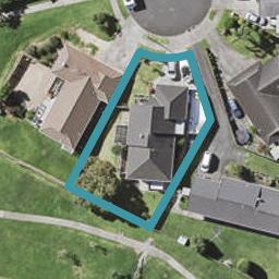 43 Pinewood Grove, Botany Downs, Auckland