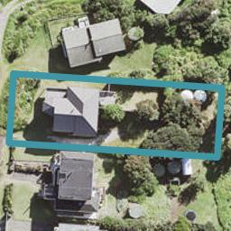 49 Marine Parade South, Piha