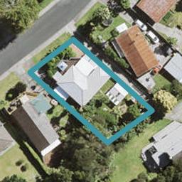 18 Staincross Street, Green Bay, Auckland
