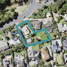 16 Browns Bay Road, Rothesay Bay, Auckland
