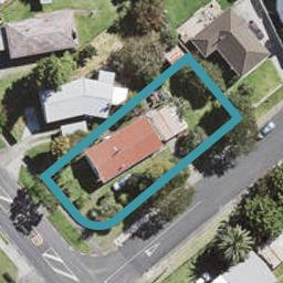 13 Border Road, Henderson, Auckland
