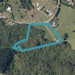215 Gray Road, Kamo
