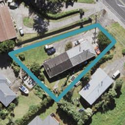 2/141 Triangle Road, Massey, Auckland