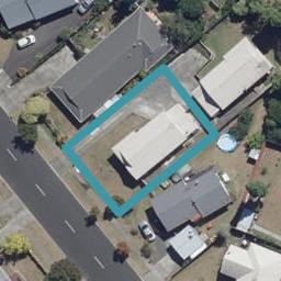 8 Balmerino Crescent, Pukete, Hamilton