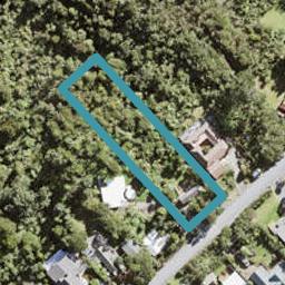 33 Te Ahuahu Road, Piha