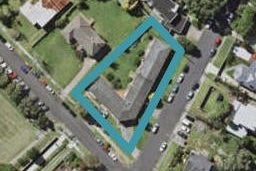 6/19 Lake Pupuke Drive, Takapuna, Auckland