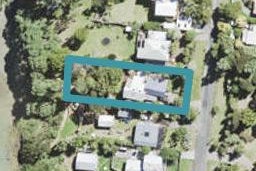 97 Kauri Point Road, Laingholm, Auckland