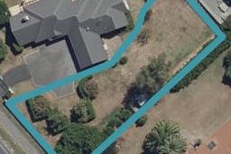 1892 River Road, Flagstaff, Hamilton