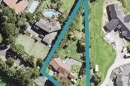114 Carter Road, Oratia, Auckland