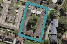10/11 Oakland Avenue, Papatoetoe, Auckland