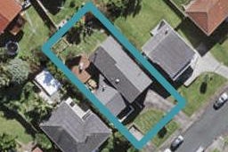 8 Welland Place, Hillcrest, Auckland