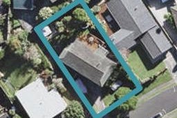 8 Montclair Rise, Browns Bay, Auckland