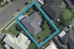 6 Maple Crescent, Richmond