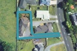 3 Elizabeth Grove, Stratford