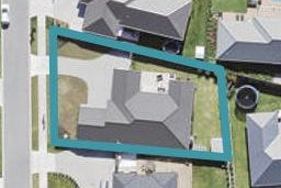 21 Jelas Drive, Riverhead, Riverhead