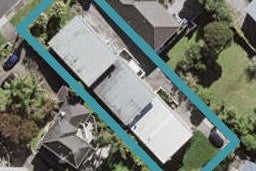 2/108 Ocean View Road, Northcote, Auckland