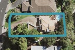 37 Woodfern Crescent, Titirangi, Auckland