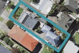 2/100 Eversleigh Road, Belmont, Auckland