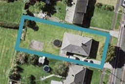 11 Erima Avenue, Point England, Auckland