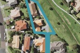 2/135 Millhouse Drive, Golflands, Auckland