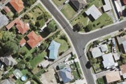 8 Mawney Road, Henderson, Auckland