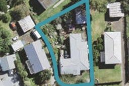 24 Lendic Avenue, Henderson, Auckland