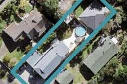 12 Alison Avenue, Herald Island, Auckland