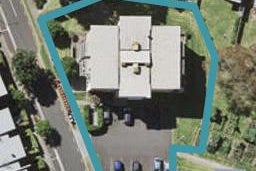 8 Tippett Street, Point England, Auckland