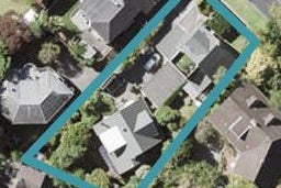 2/122 Mellons Bay Road, Mellons Bay, Auckland