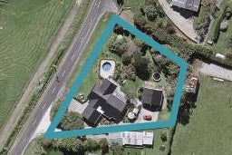 403 Smart Road, Hillsborough, New Plymouth