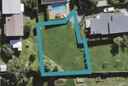8B Glenfield Road, Birkenhead, Auckland
