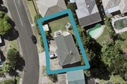 2 Arrow Road, Forrest Hill, Auckland