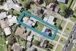 2/258 East Coast Road, Forrest Hill, Auckland