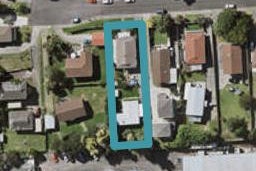 1/24 Lambrown Drive, Totara Vale, North Shore City