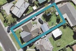 27 Thornlow Street, Glendene, Auckland