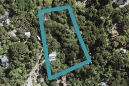 9 Woontons Lane, Titirangi, Auckland