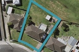 17 Velvet Crescent, Otara, Auckland