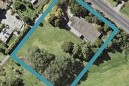 18 Gracechurch Drive, Flat Bush, Auckland