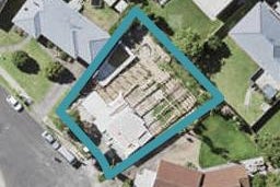 8 Rene Place, Sunnyhills, Auckland