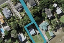 83 Norwood Road, Bayswater, Auckland