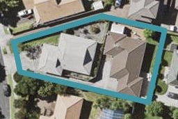 2/5 Solana Court, Botany Downs, Auckland