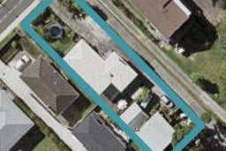 2/213 Sunnynook Road, Wairau Valley, Auckland