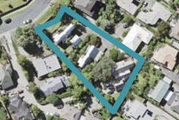 1/18 Rossmore Terrace, Murrays Bay, Auckland