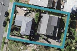1/169 East Coast Road, Castor Bay, Auckland